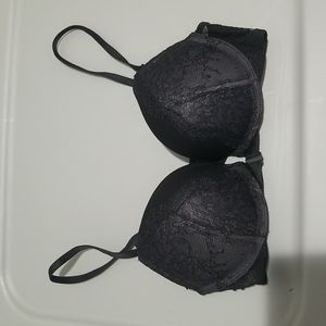Victoria's Secret 30A bombshell bra black
